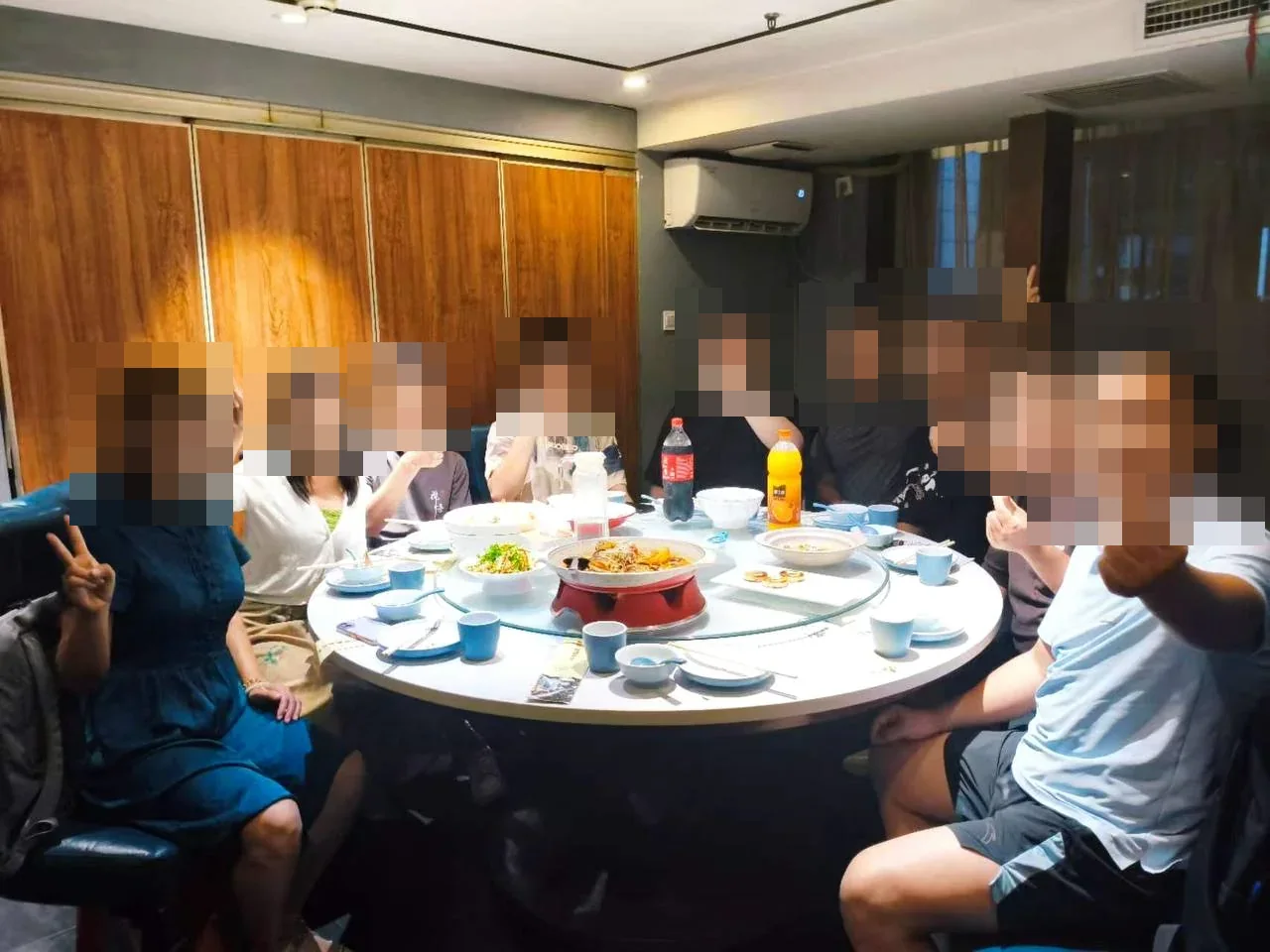 领航学员线下现金流游戏组局合影
